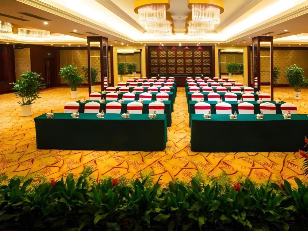 Feicheng Blossom Hotel Dış mekan fotoğraf