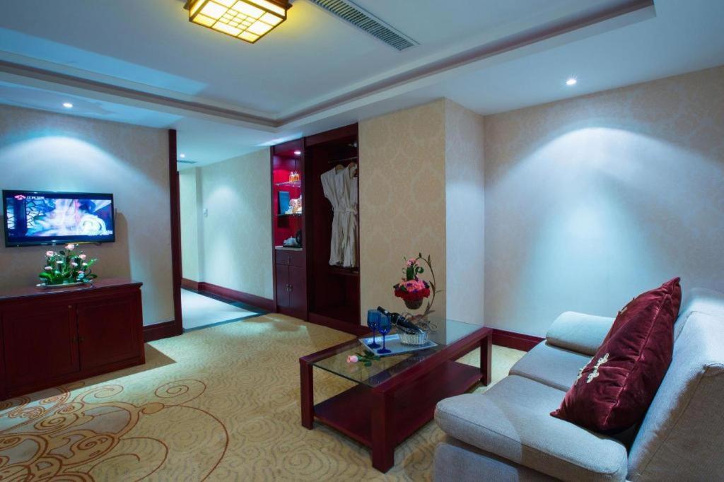 Feicheng Blossom Hotel Dış mekan fotoğraf